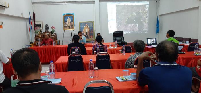 ประชุมประชาคมการขอใช้ที่สาธาณประโยชน์โคกผักกูด